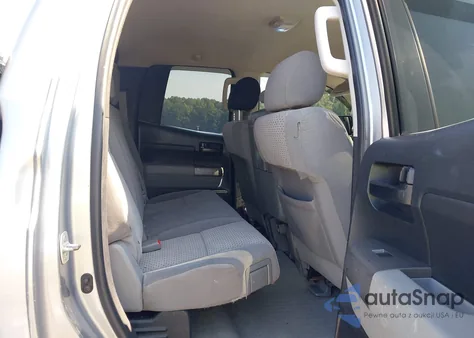 2011 Toyota Tundra Grade 5.7L V8 z USA, uszkodzony, nr VIN 5TFUW5F11BX172240